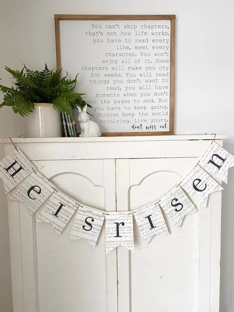 13. Banda con notas de Pascua