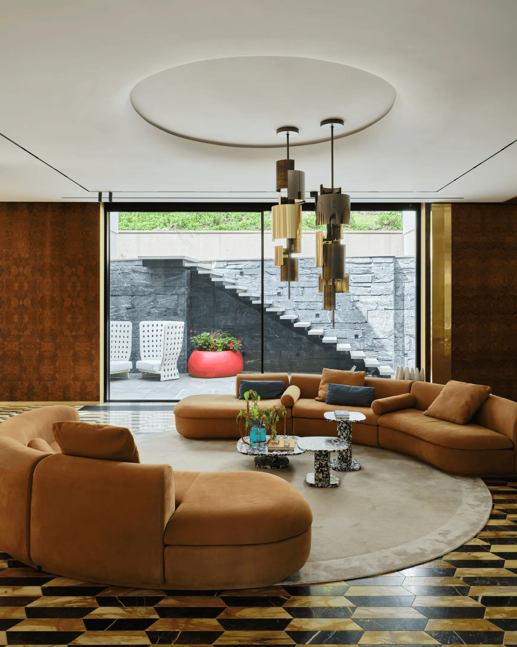 阿拉木图明亮多彩住宅由亚历山大·佩奇科和丹尼拉·马利舍夫设计 阿拉木图明亮多彩住宅由亚历山大·佩奇科和丹尼拉·马利舍夫设计