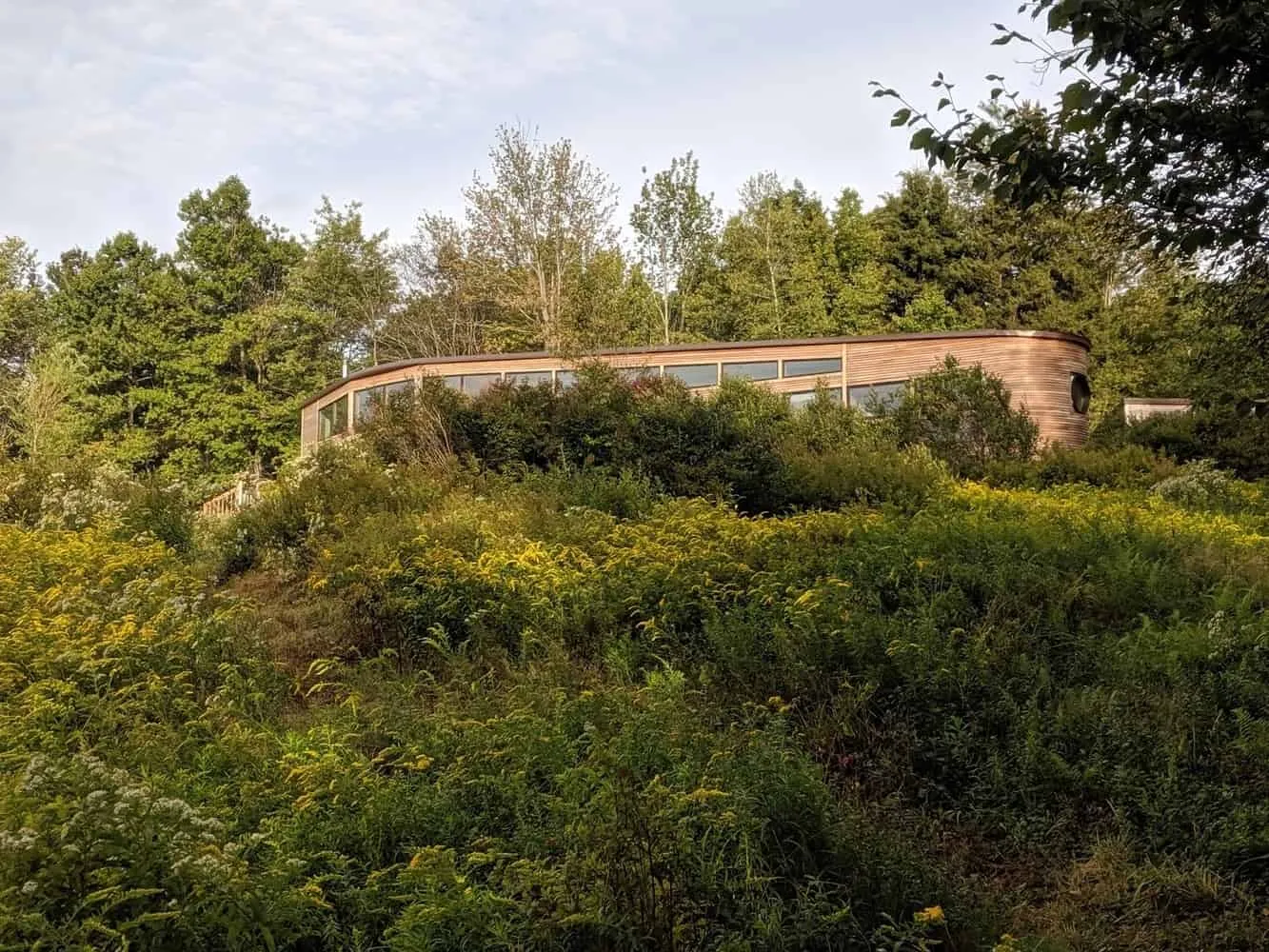 纽约州凯茨基尔斯湖畔克兰伯里住宅,由布莱斯·德雷尼尔设计 纽约州凯茨基尔斯湖畔克兰伯里住宅,由布莱斯·德雷尼尔设计