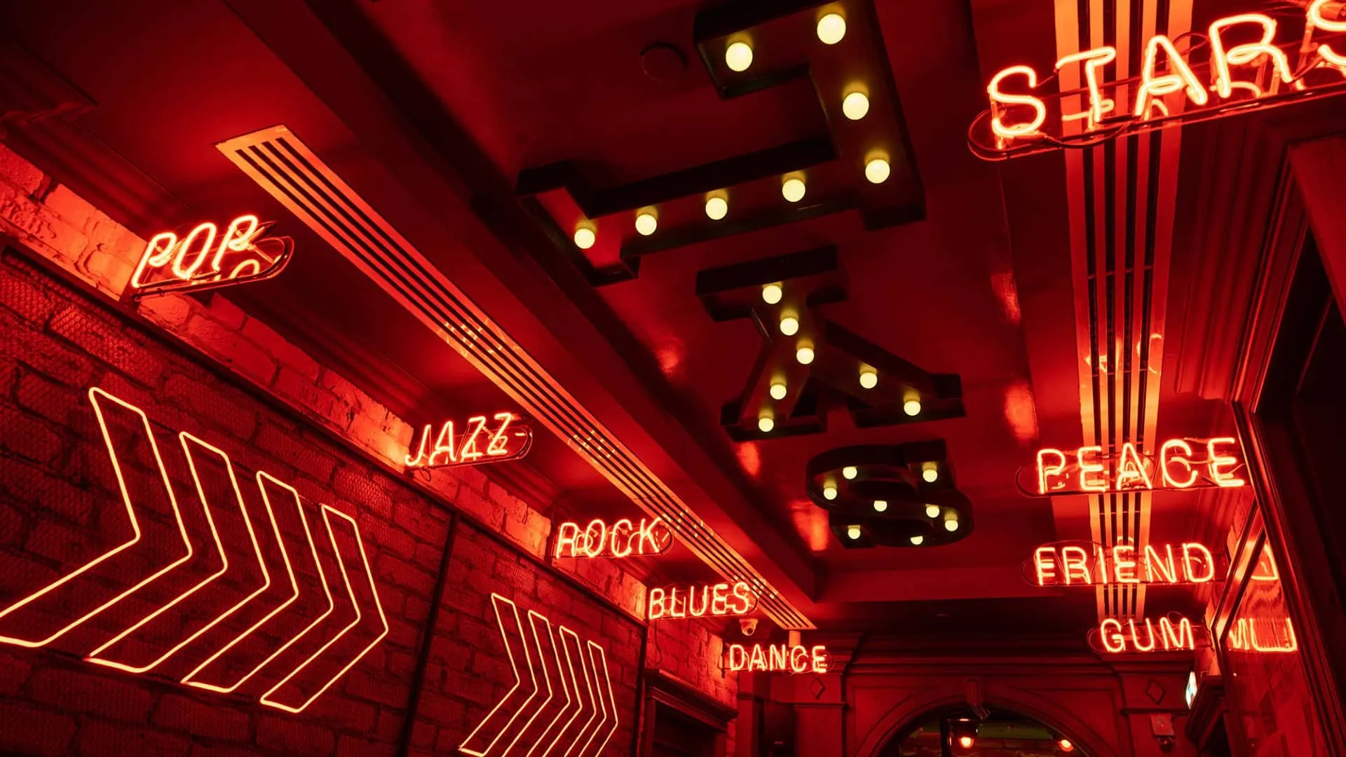 Friendly's Music Pub by Kvadrat Architects: A Heartfelt Tribute to Music, History and Design