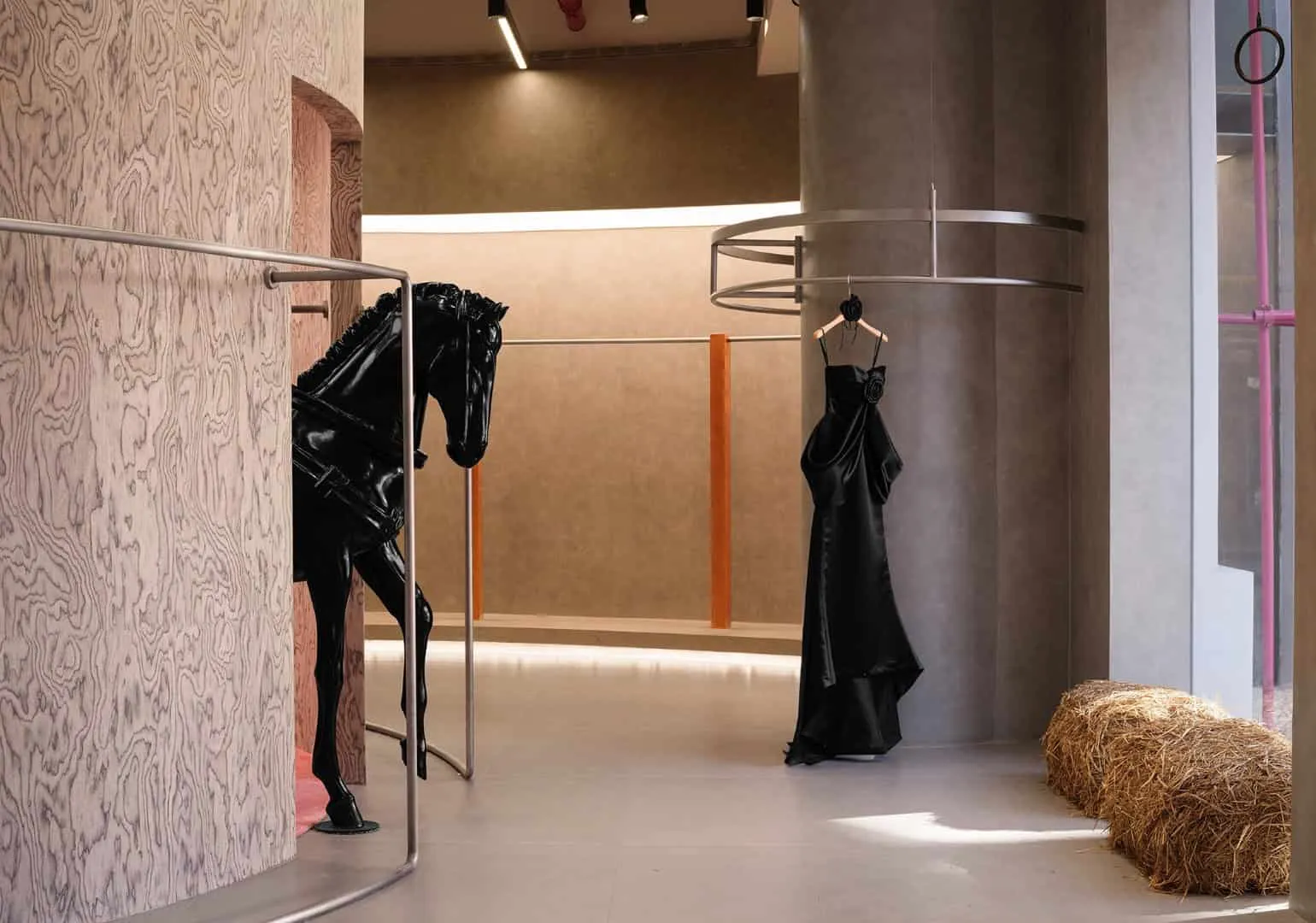 LANWUU IMAGINE от Aurora Design: Решающее сочетание фотографии, эмоций и незавершенного дизайна