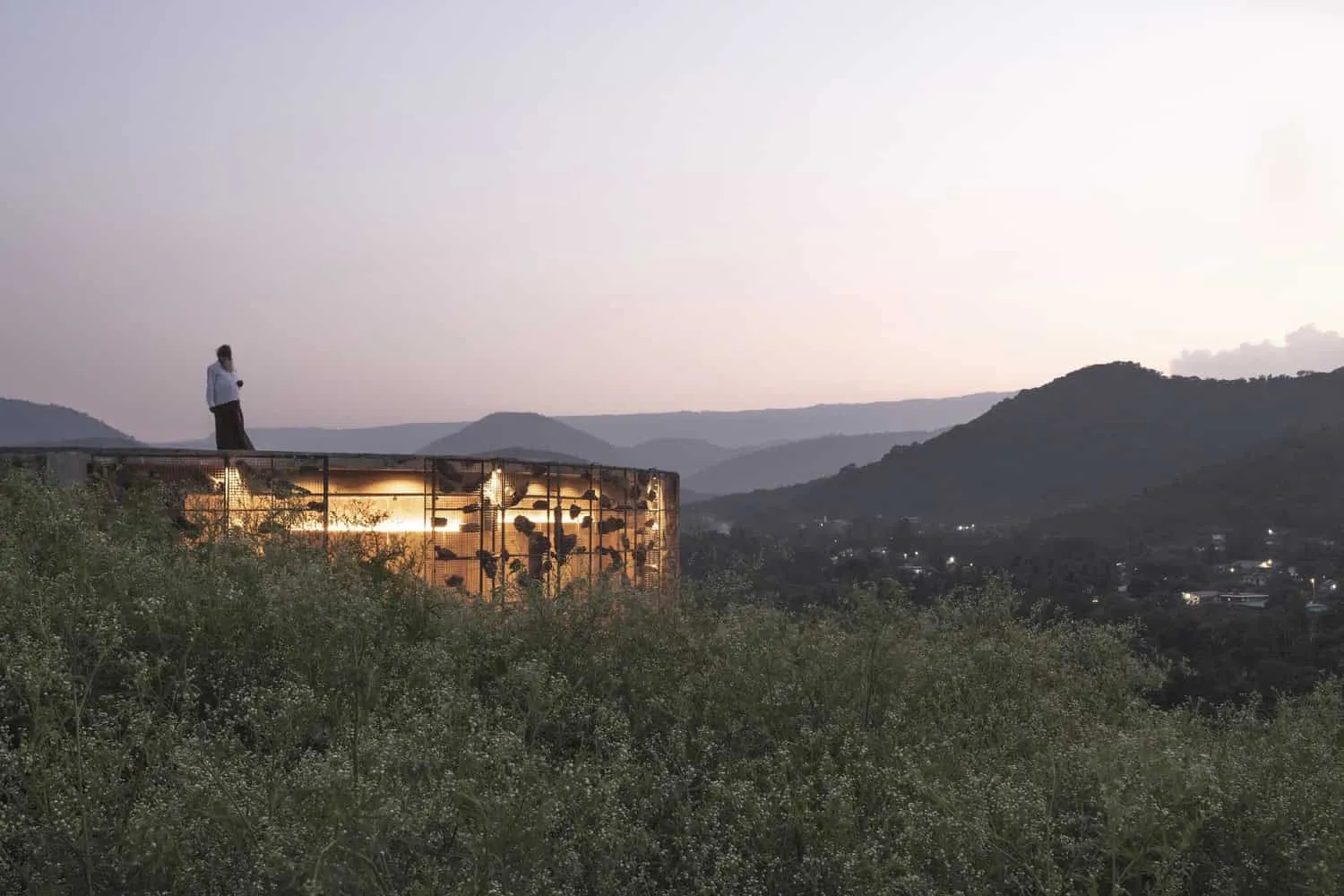Infinite Rise House | Earthscape Studio | Anikatti, India