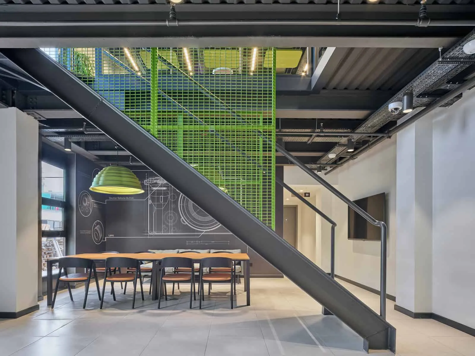 IGLO Architects设计的Arçelik内容工作室,位于土耳其科凯利