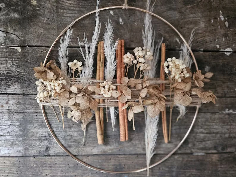 11. Anillo floral primaveral