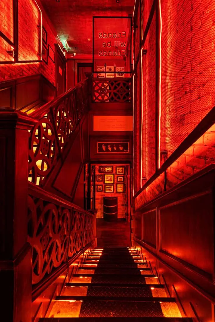 Friendly's Music Pub by Kvadrat Architects: A Heartfelt Tribute to Music, History and Design