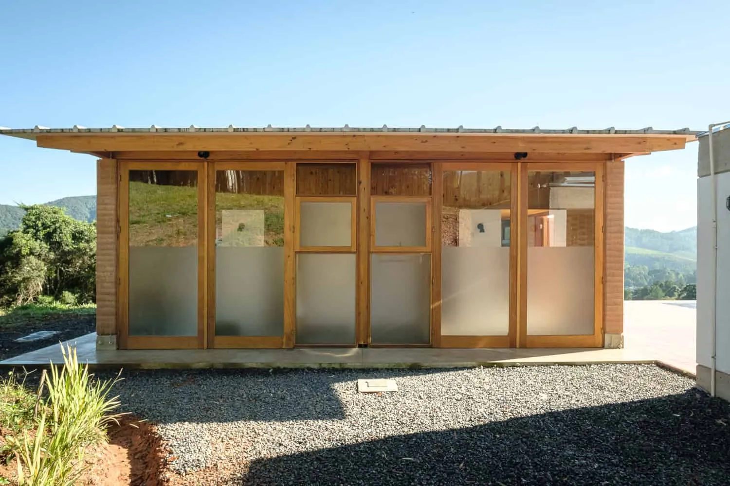 Patio Guapuruvu House | Estudio Piloti Arquitetura | Camanducaia, Brazil