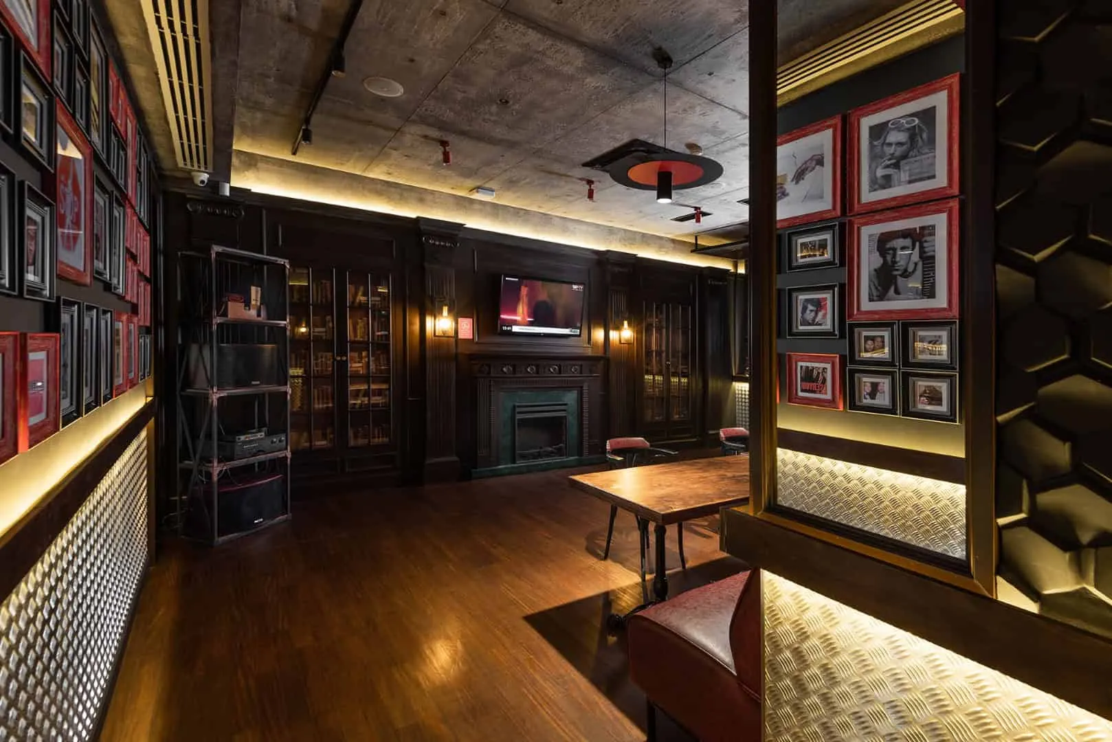 Friendly's Music Pub by Kvadrat Architects: A Heartfelt Tribute to Music, History and Design