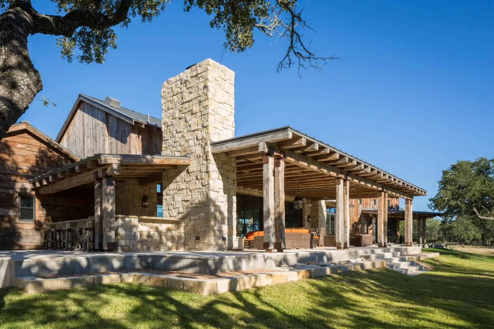 14. Warm Rustic Interior, Austin