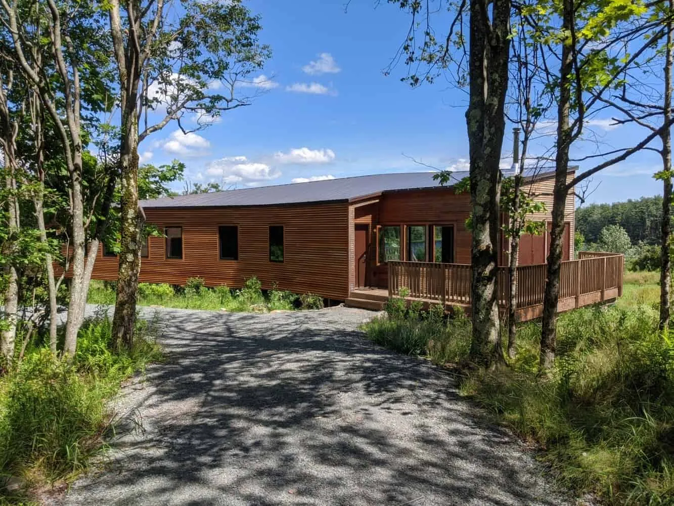 纽约州凯茨基尔斯湖畔克兰伯里住宅,由布莱斯·德雷尼尔设计 纽约州凯茨基尔斯湖畔克兰伯里住宅,由布莱斯·德雷尼尔设计