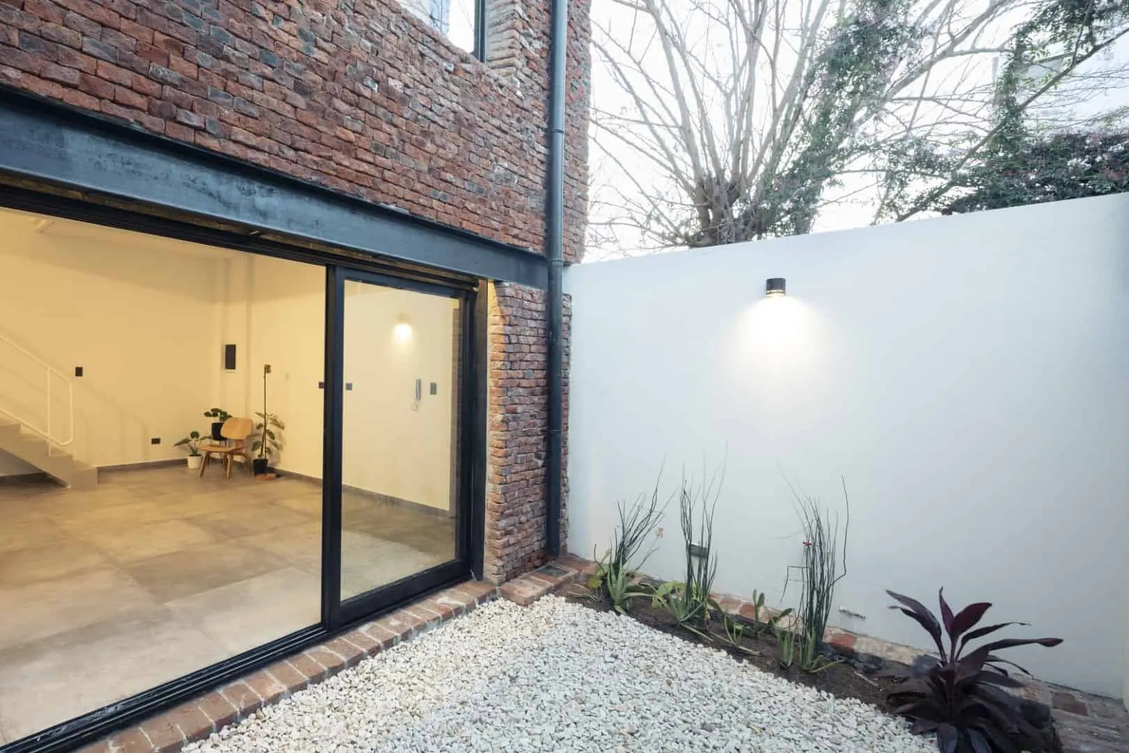 PH Helguera by OADD Arquitectos: A Bright Transformation of a Historic PH in Buenos Aires