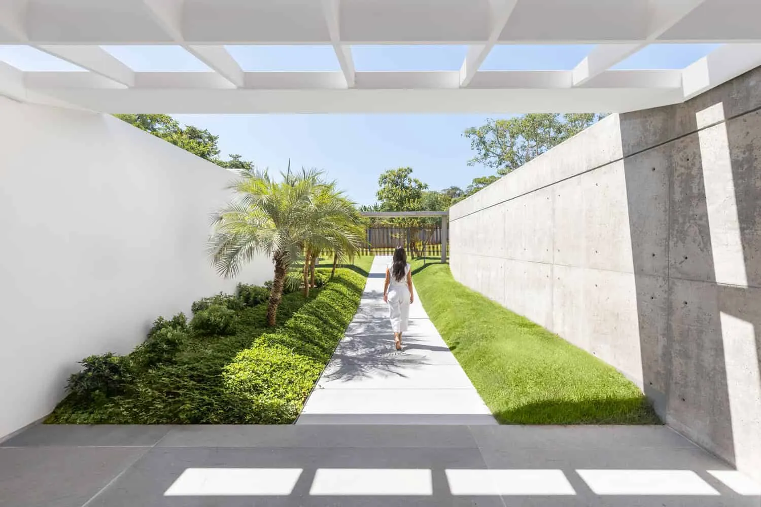 House RRD 03 by Paulo Henrique Paranhos: Housing in Harmony with the Cerrado