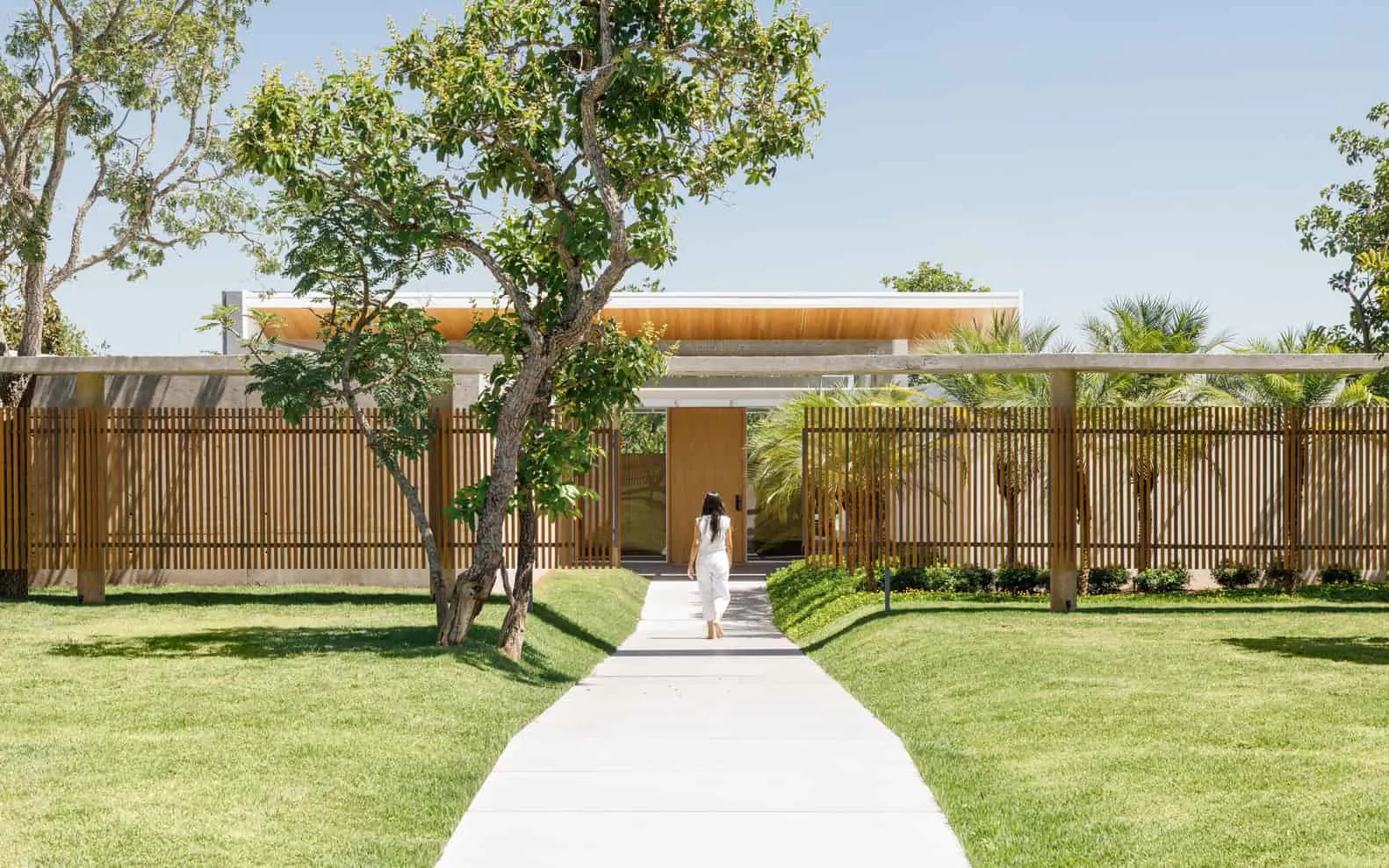 House RRD 03 by Paulo Henrique Paranhos: Housing in Harmony with the Cerrado