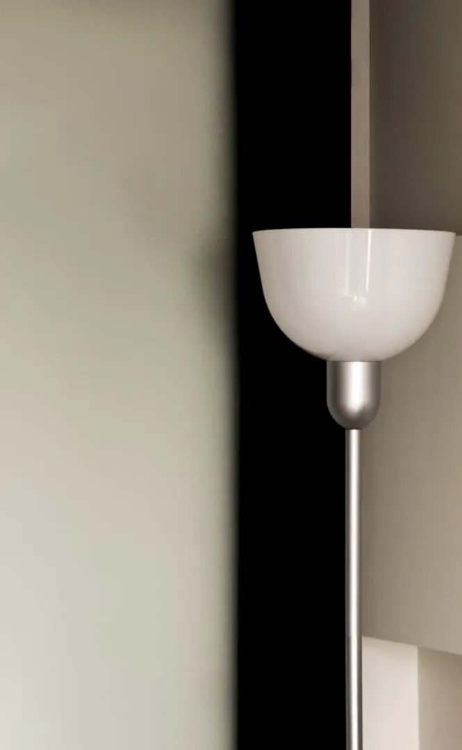 最大化影响力：7ARC设计工作室300平方英尺空间，融合功能与美学