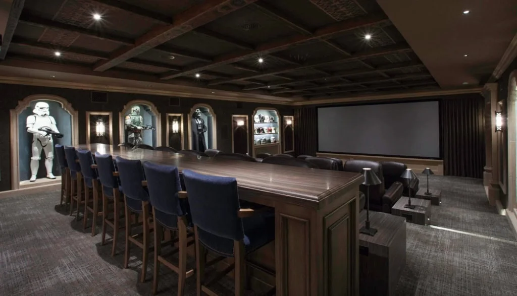 5. Sala masculina mediterránea, San Diego