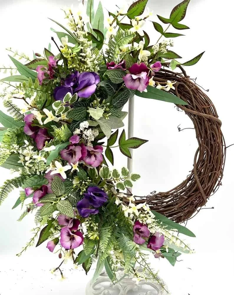 Guirnalda primaveral de violetas