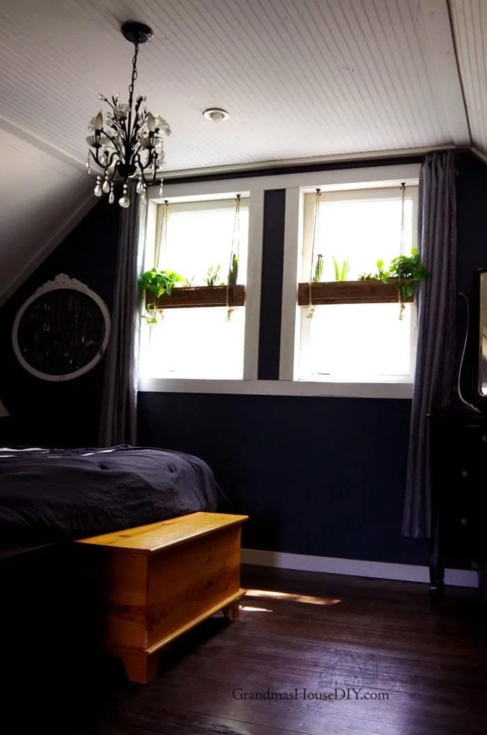 14. Caja de ventana DIY colgante con cuerda de sisal