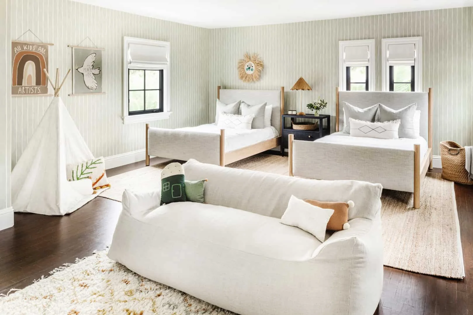 9. Mediterráneo Kids, Miami