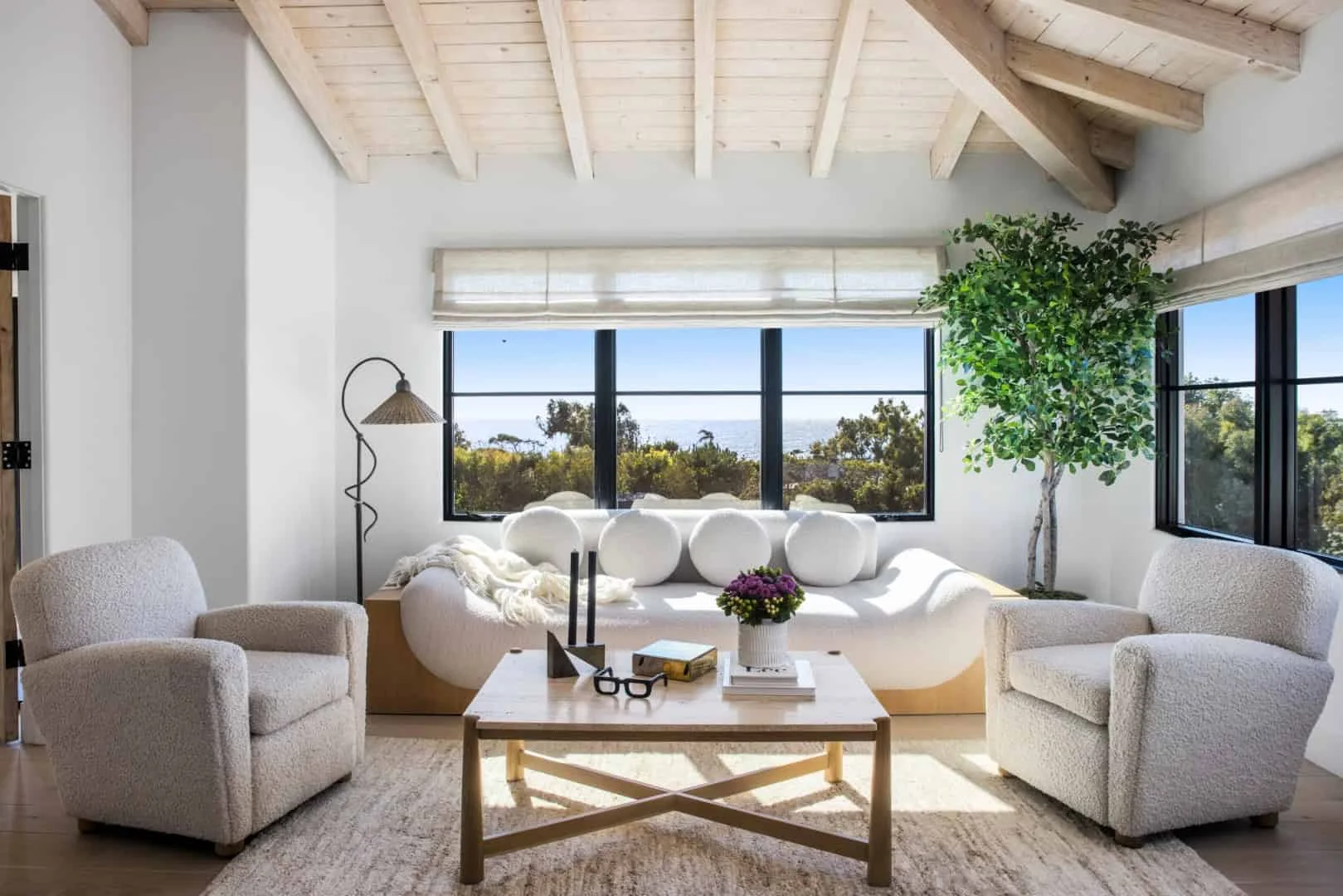 12. Sala de estar mediterránea, Los Ángeles