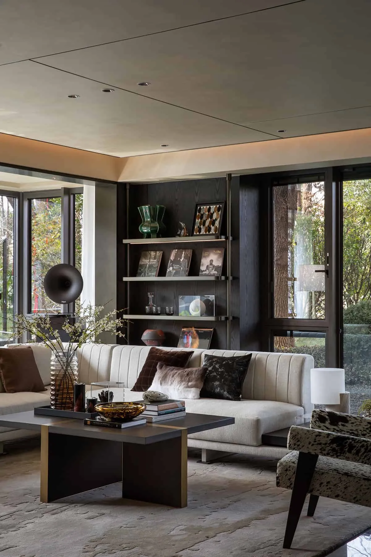 Season Mansion model home by WJ Studio: A celebration of life in Changzhou