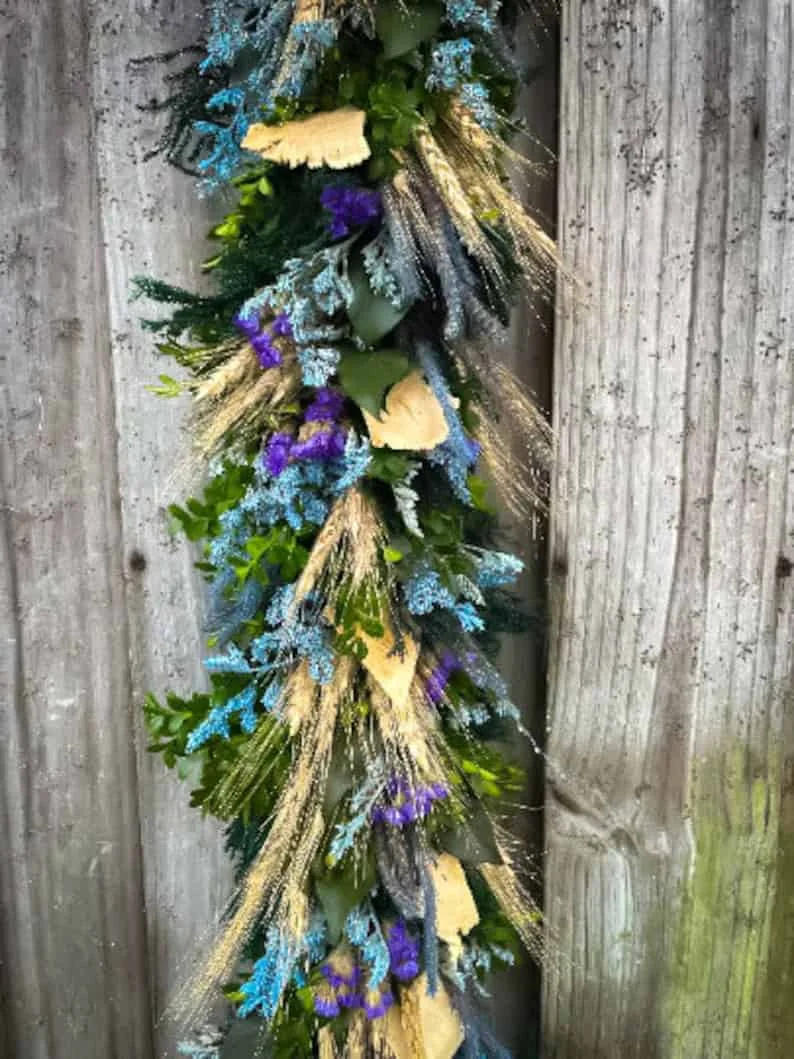 13. Guirnalda floral secada a mano