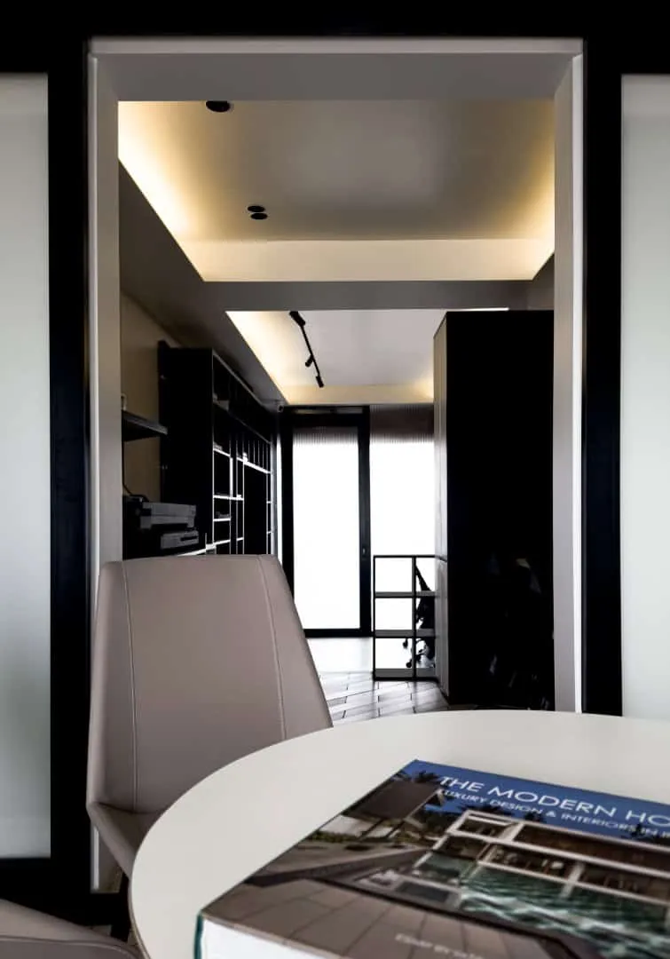 最大化影响力：7ARC设计工作室300平方英尺空间，融合功能与美学