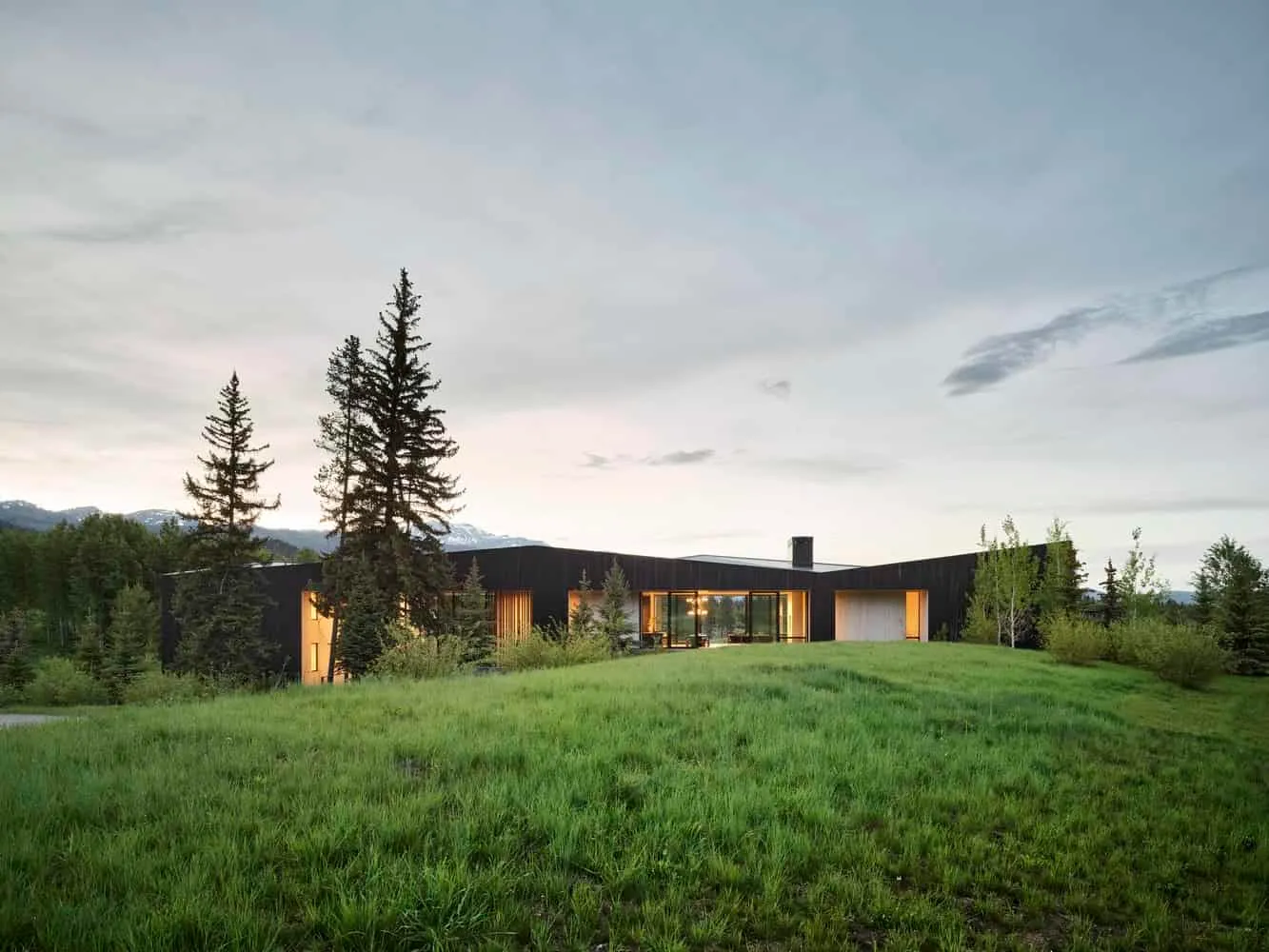 ShineMaker Residence by CLB Architects — Mountain Cottage in Wyoming