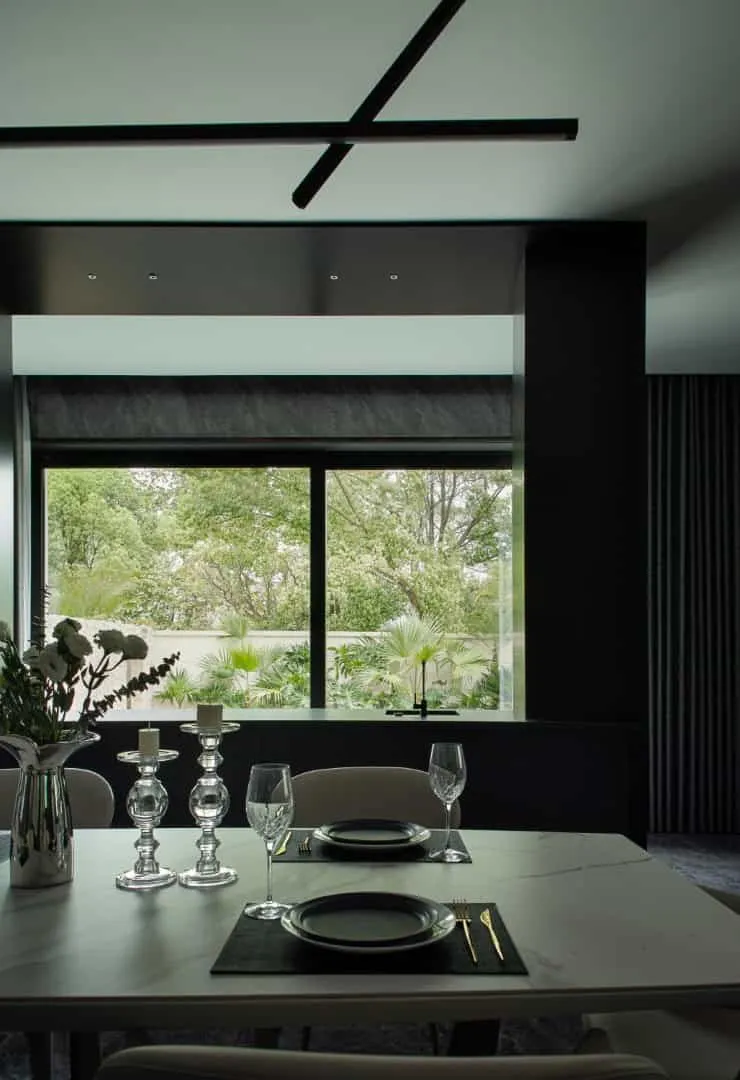 赫罗纳岛1号别墅，BDSD无限设计：融合自然的温馨居所