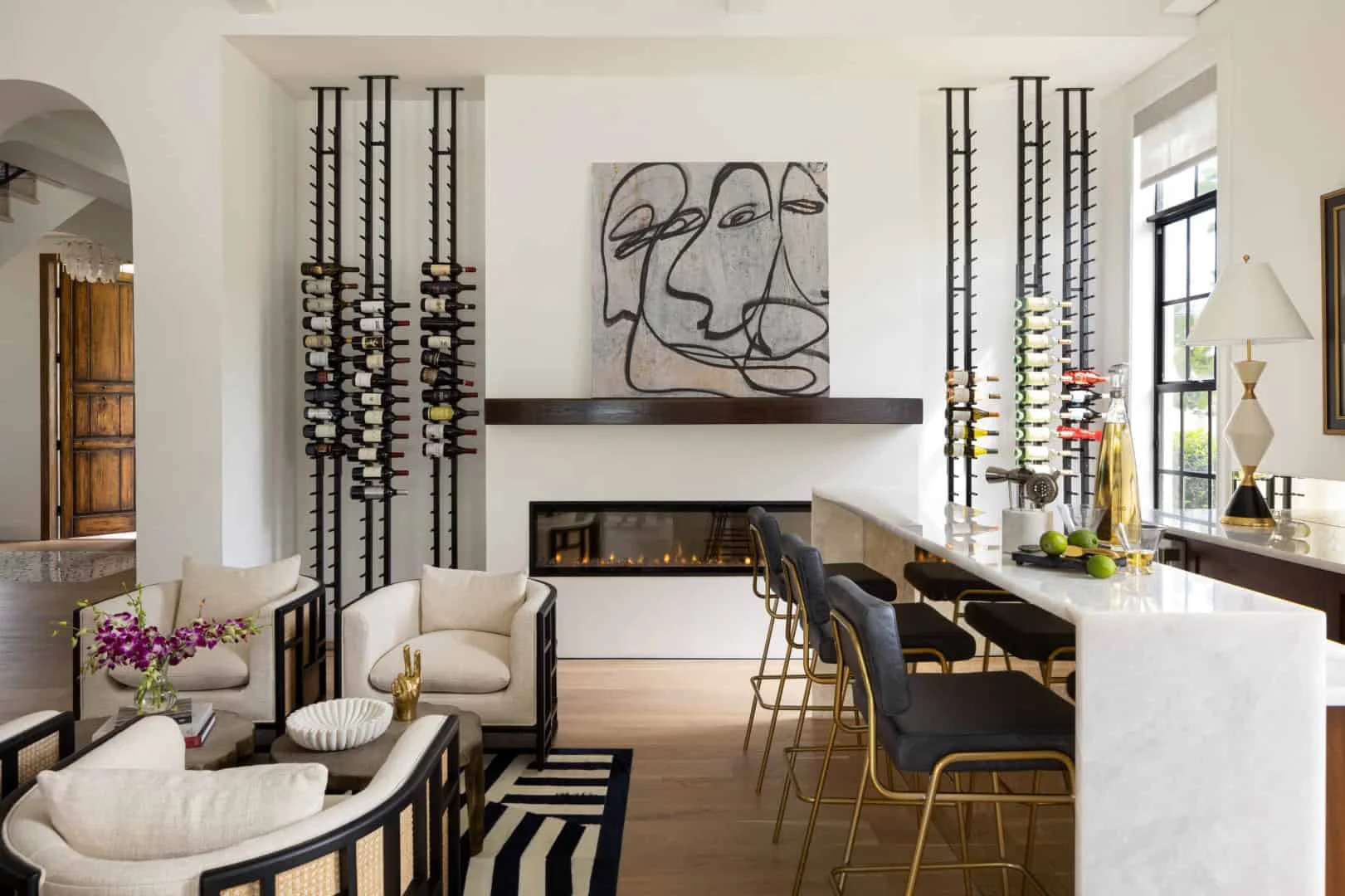 5. Bar decorativo moderno italiano, Miami