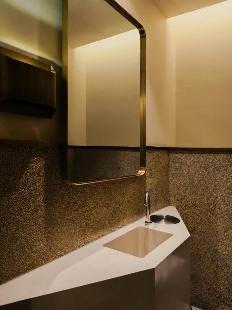 Renovierung des Restaurants Lerouy in Singapur von Studio Hot Design Folks