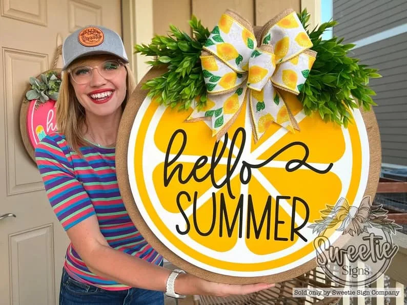 8. Decoración de puerta estival