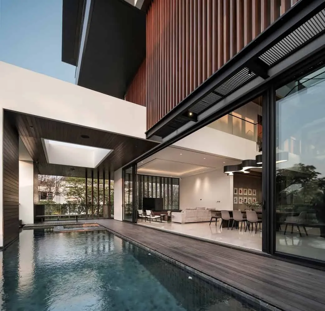 House R+J by DP+HS Architects in Jakarta: Sculptural Home for Art, Architecture and Family Life
