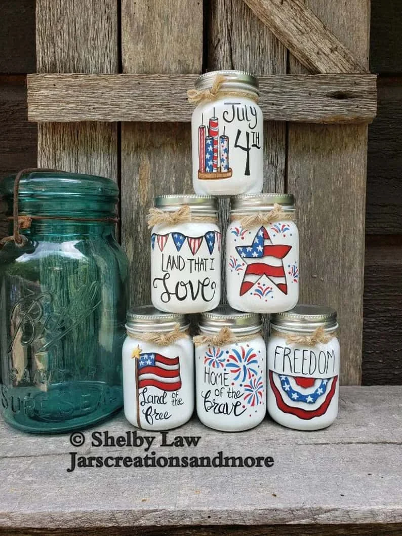 3. Mini-Mason-Jar-Behälter mit Unabhängigkeitstag