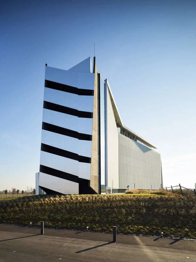 Sidera Building by Tisselli Studio Architetti in Forlì, Italy