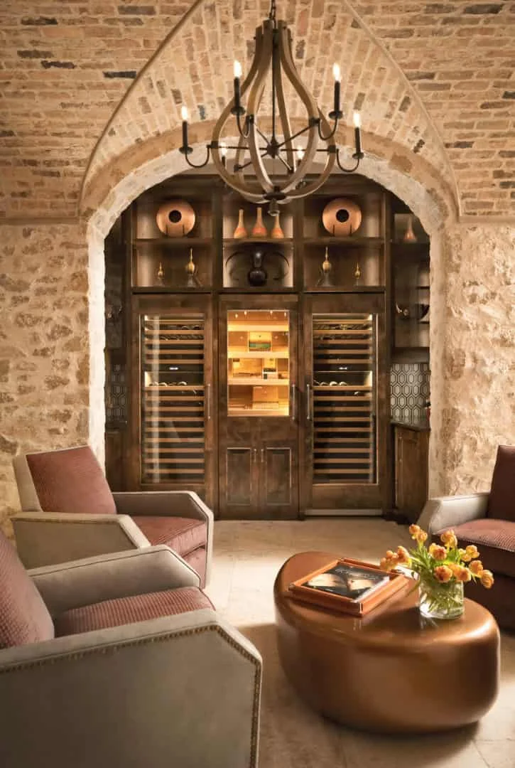 8. Середземноморський винний погреб, Даллас