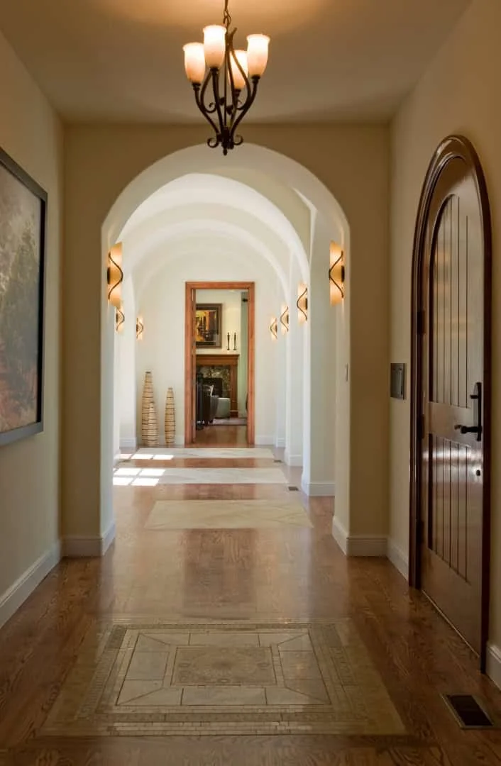 12. Sala de entrada mediterránea, Denver