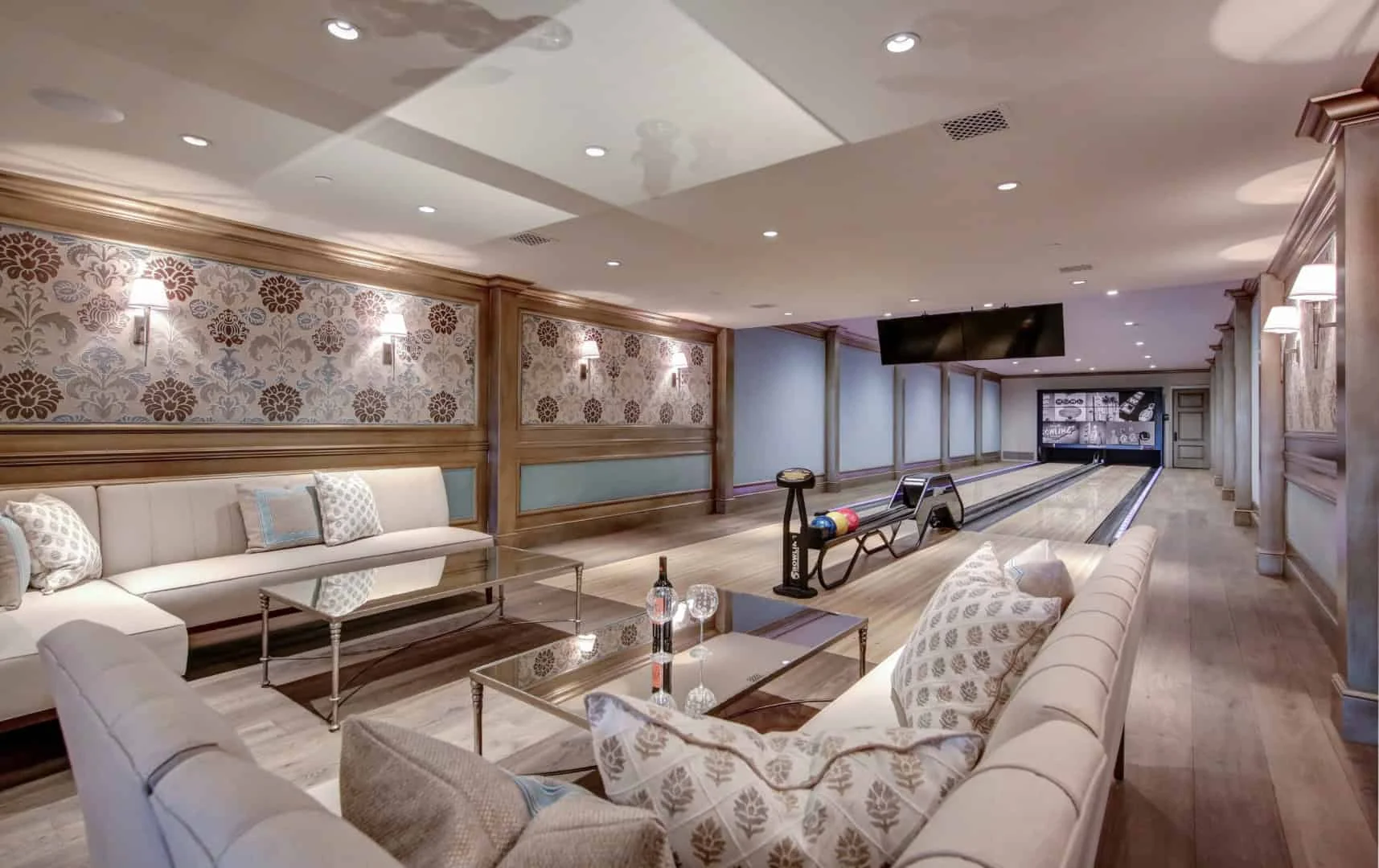 2. El gran sótano, Phoenix