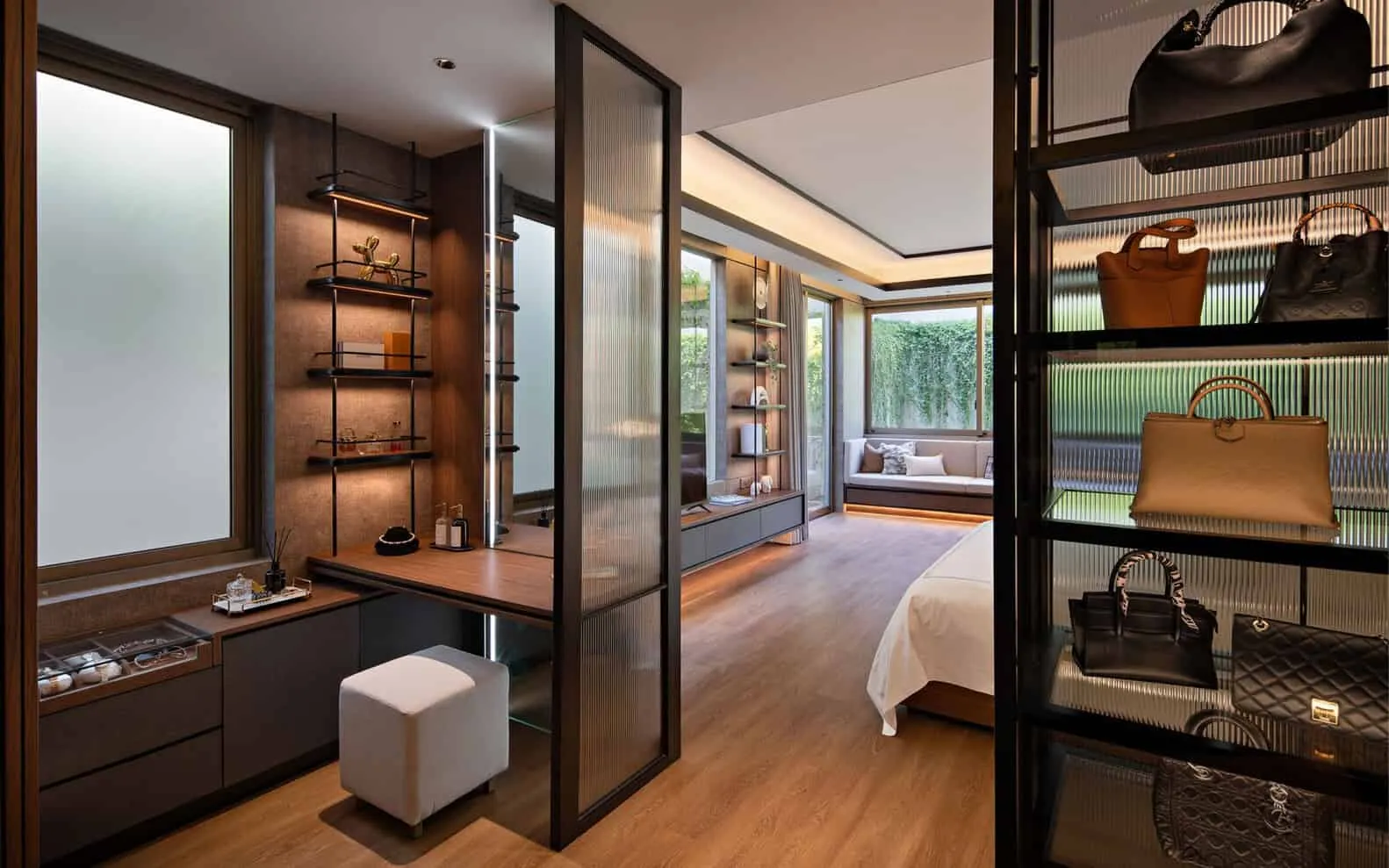 Patio Livity 大宅：56米面宽的可持续安全居住示范