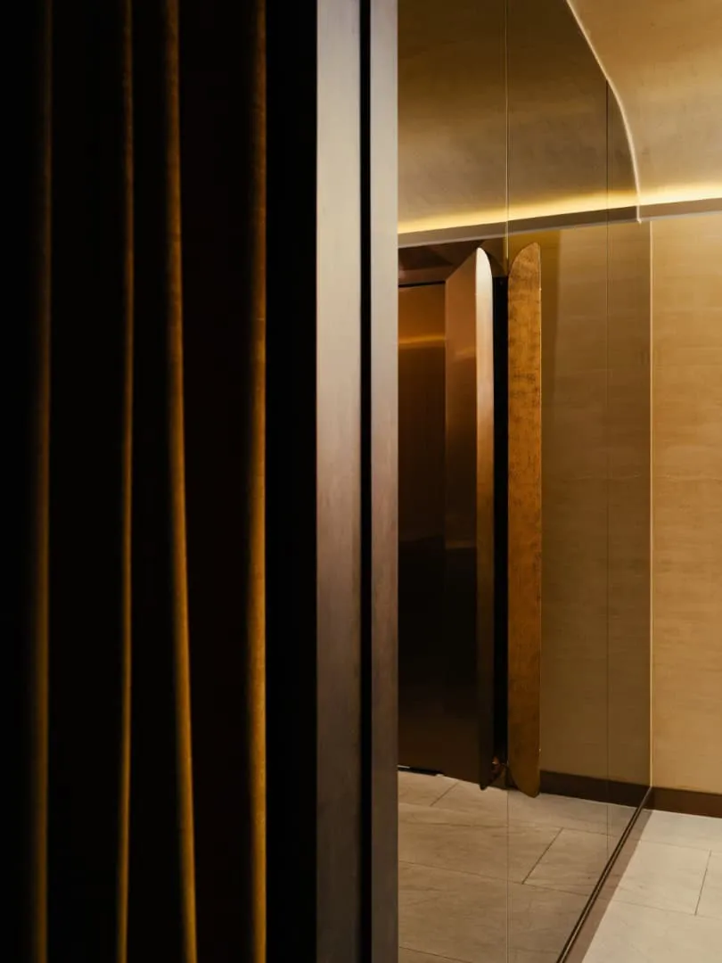 Renovierung des Restaurants Lerouy in Singapur von Studio Hot Design Folks