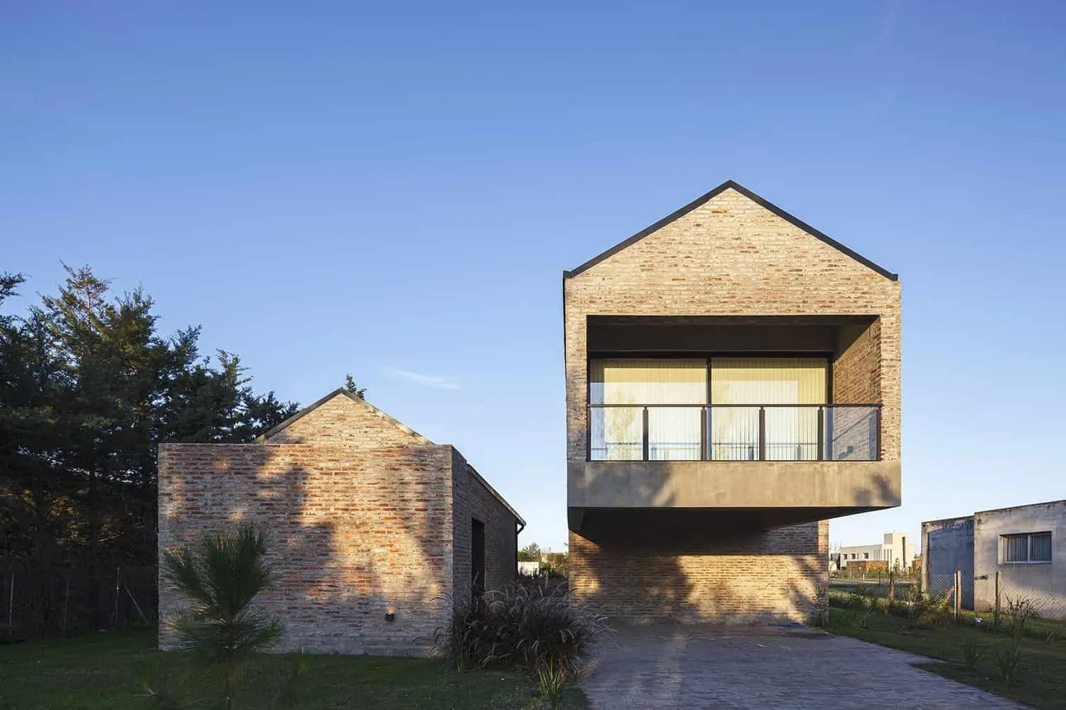 阿多尔福·施利珀建筑事务所的阳台住宅 | 阿根廷罗萨里奥