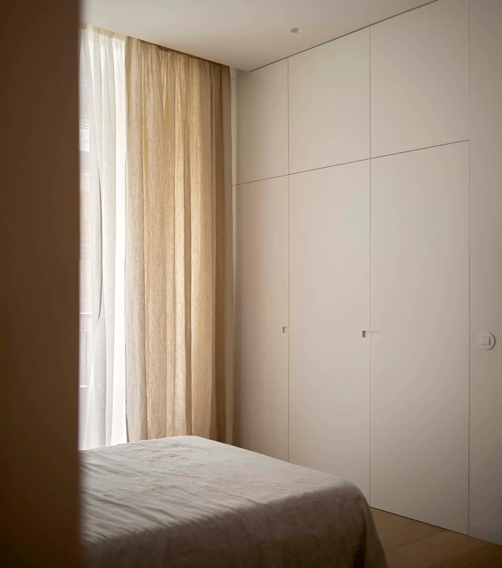 GOB17 Apartment | DG Arquitecto + Gosende Navarro Studio | Valencia, Spain