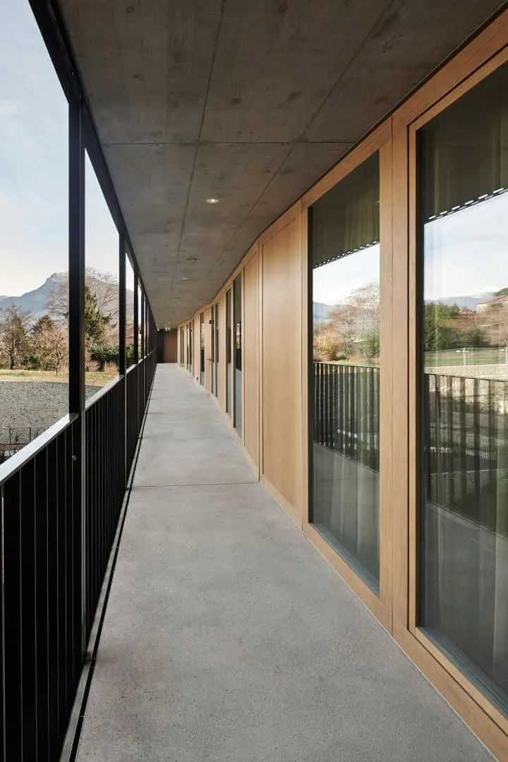 弗兰克林大学瑞士校区扩建项目由弗拉维亚诺·卡普里奥蒂建筑事务所设计