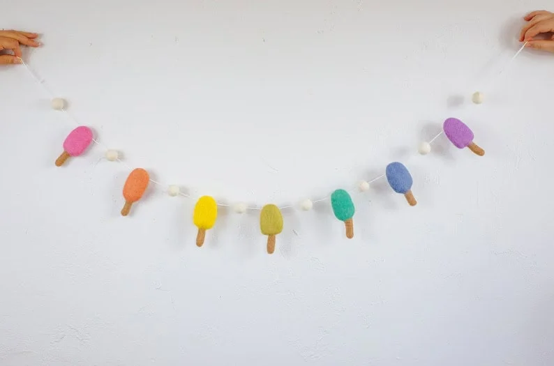 3. Bandeja con postres estacionales