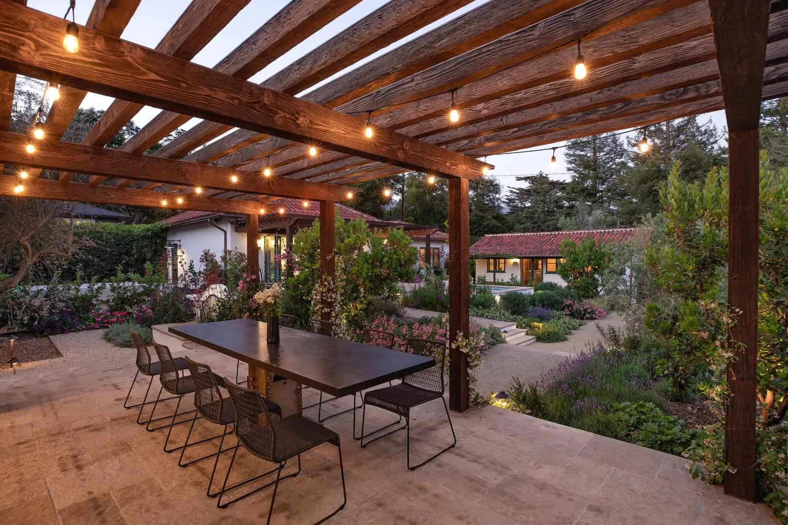 Ideas de diseño para patio estilo Mediterráneo