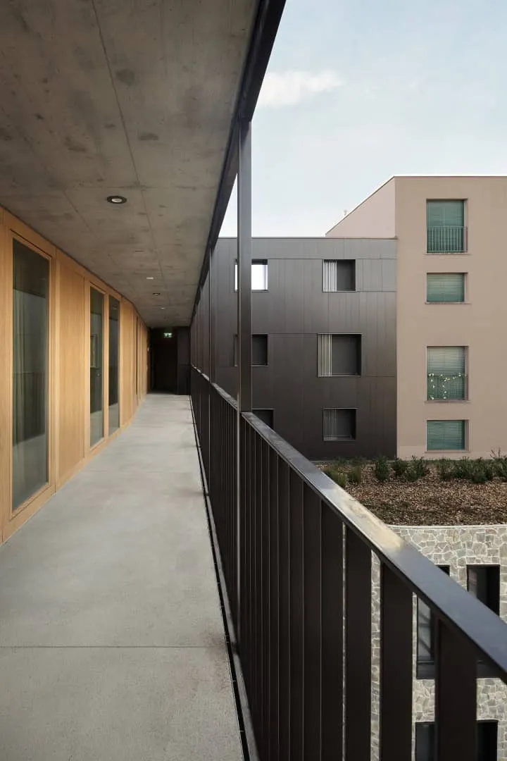 弗兰克林大学瑞士校区扩建项目由弗拉维亚诺·卡普里奥蒂建筑事务所设计