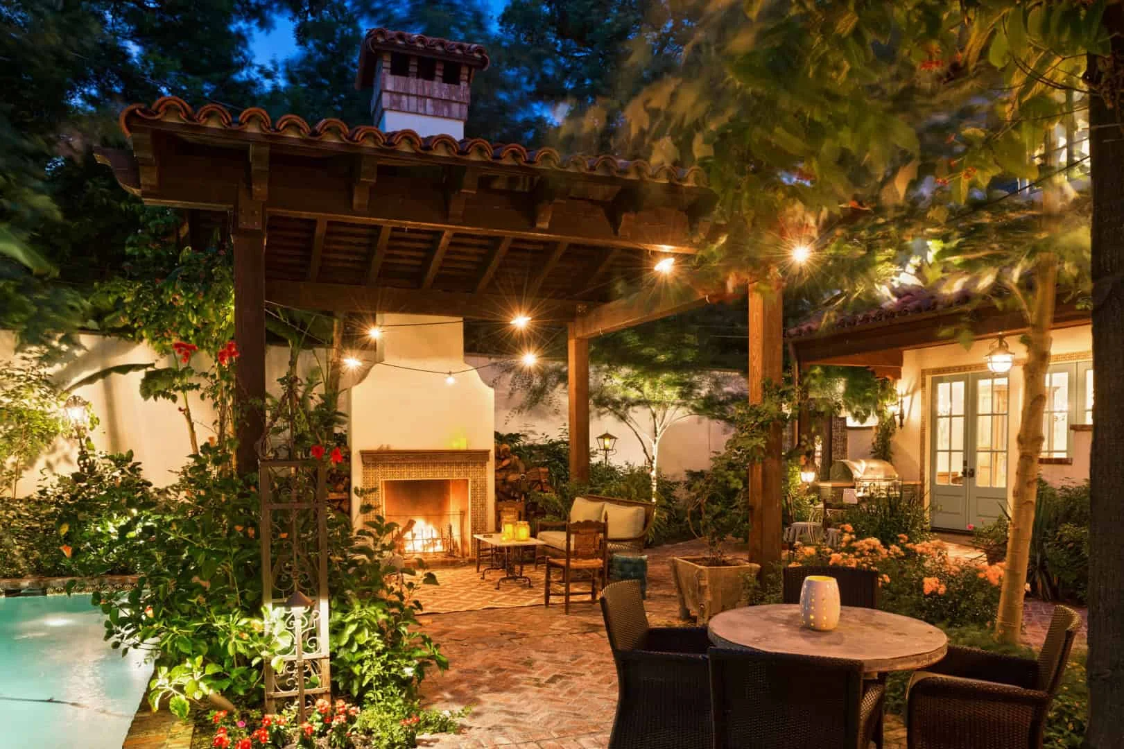 Ideas de diseño para patio estilo Mediterráneo