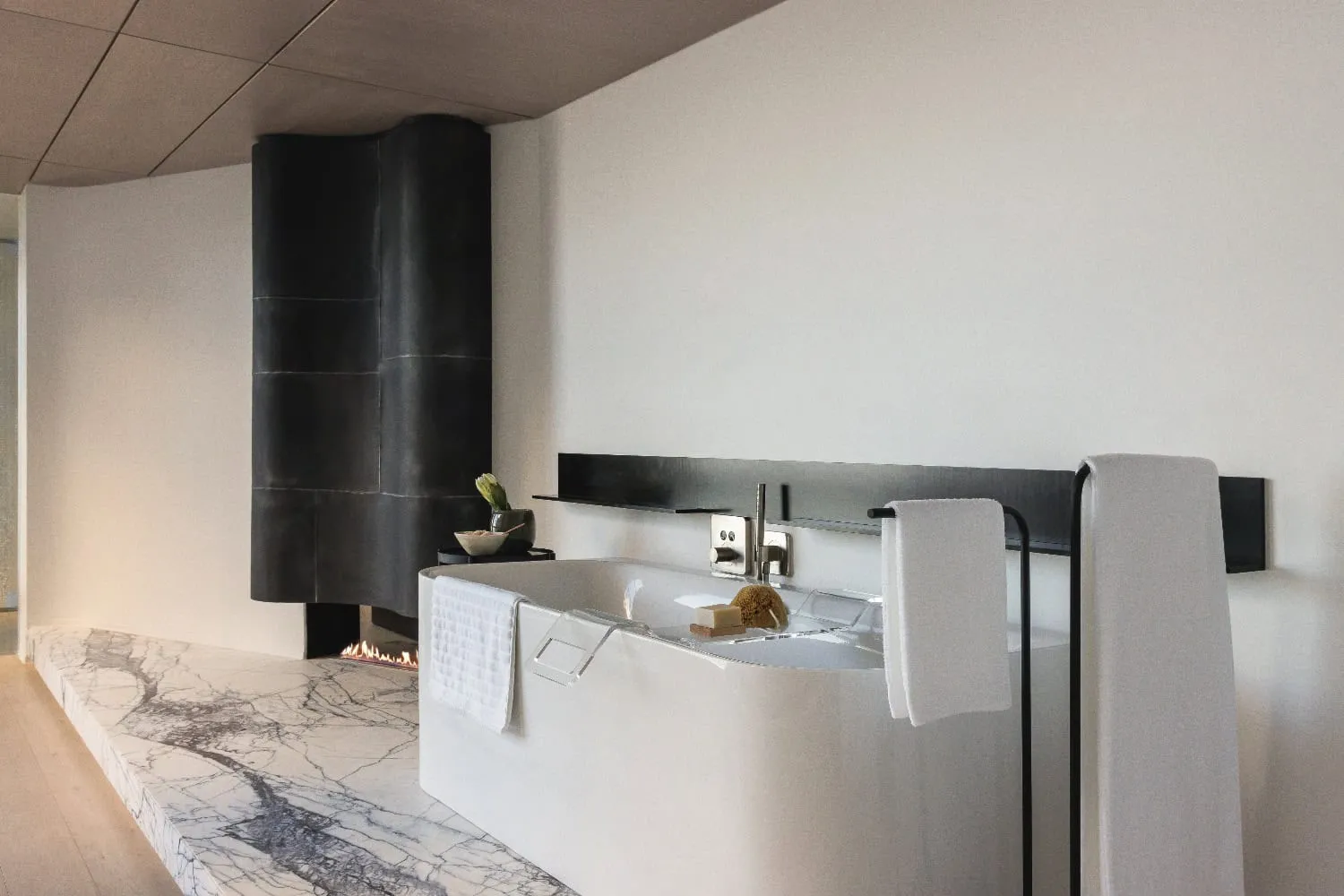 SAOTA和ARRCC的水岸别墅：克利夫顿雕塑式海滩疗养地