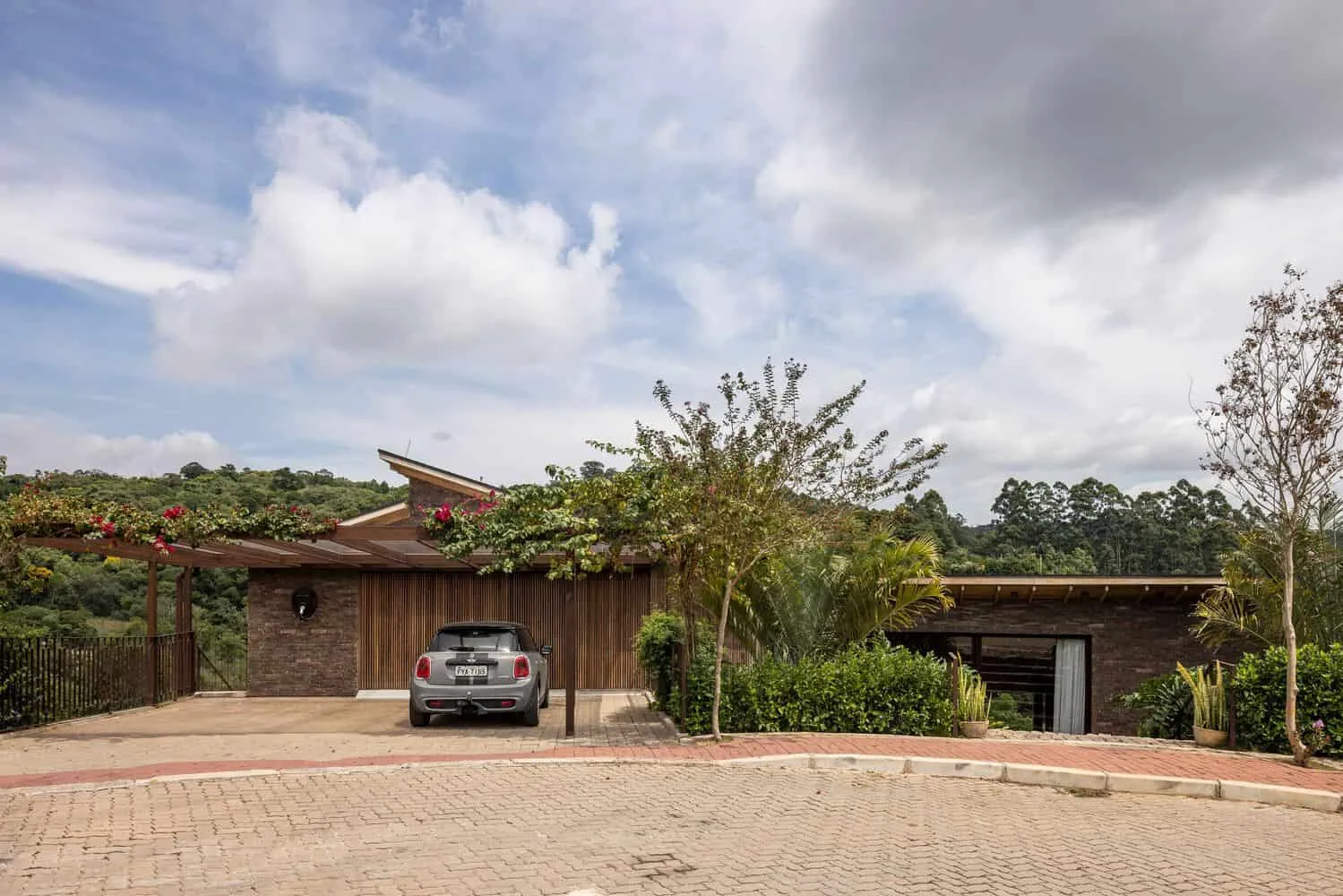 回弹屋 | In House | 巴西圣罗克 回弹屋 | In House | 巴西圣罗克