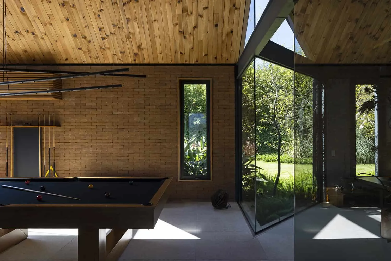 阿多西娅之家：建筑家的隐私与好客和谐设计