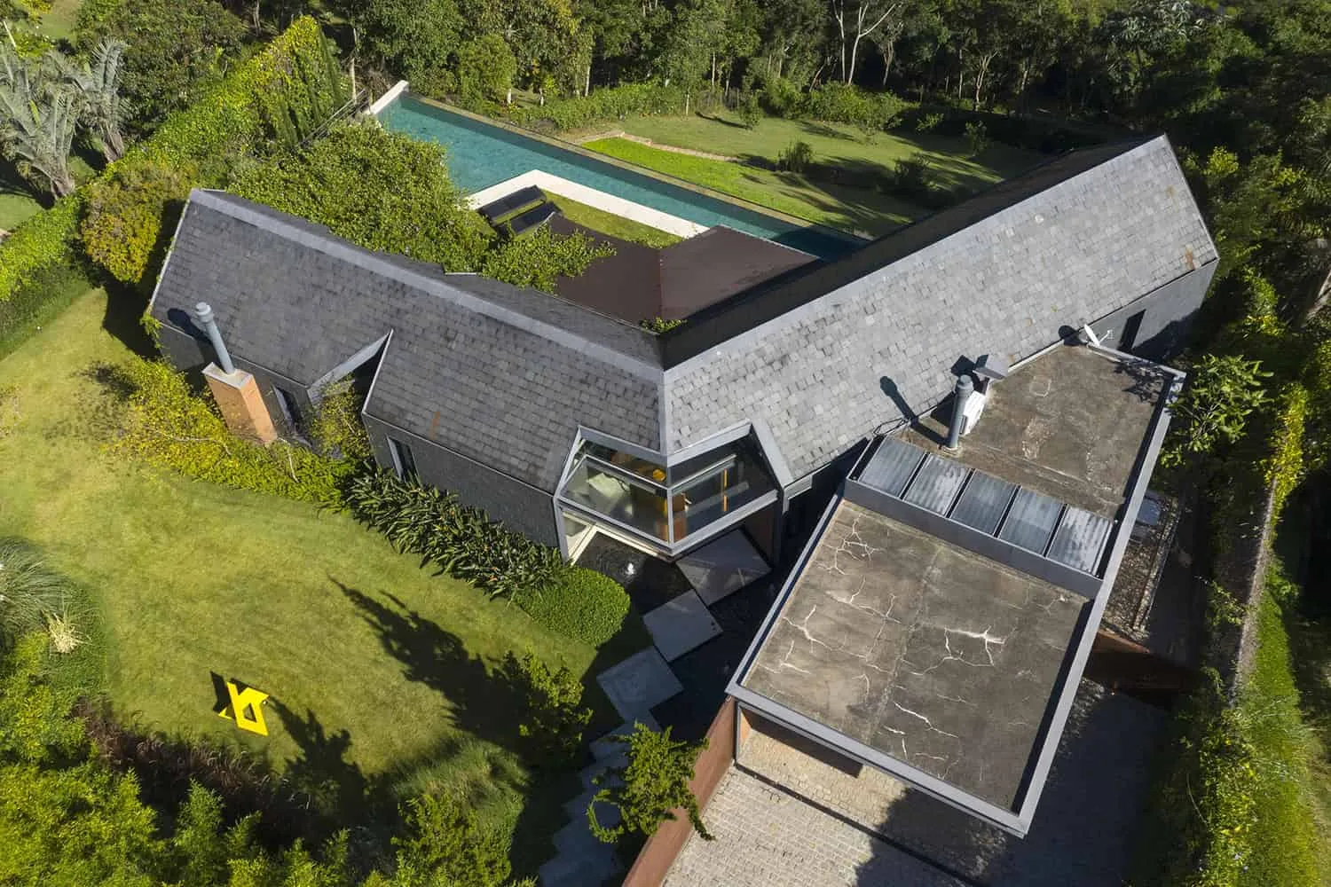 阿多西娅之家：建筑家的隐私与好客和谐设计