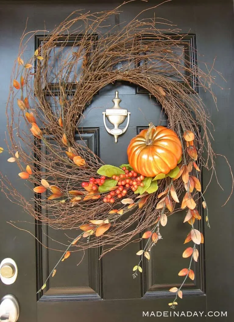 Creating a Cohesive Fall Porch Decor